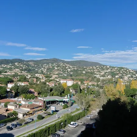 7eme Etage, Vue Iles De Lerins *